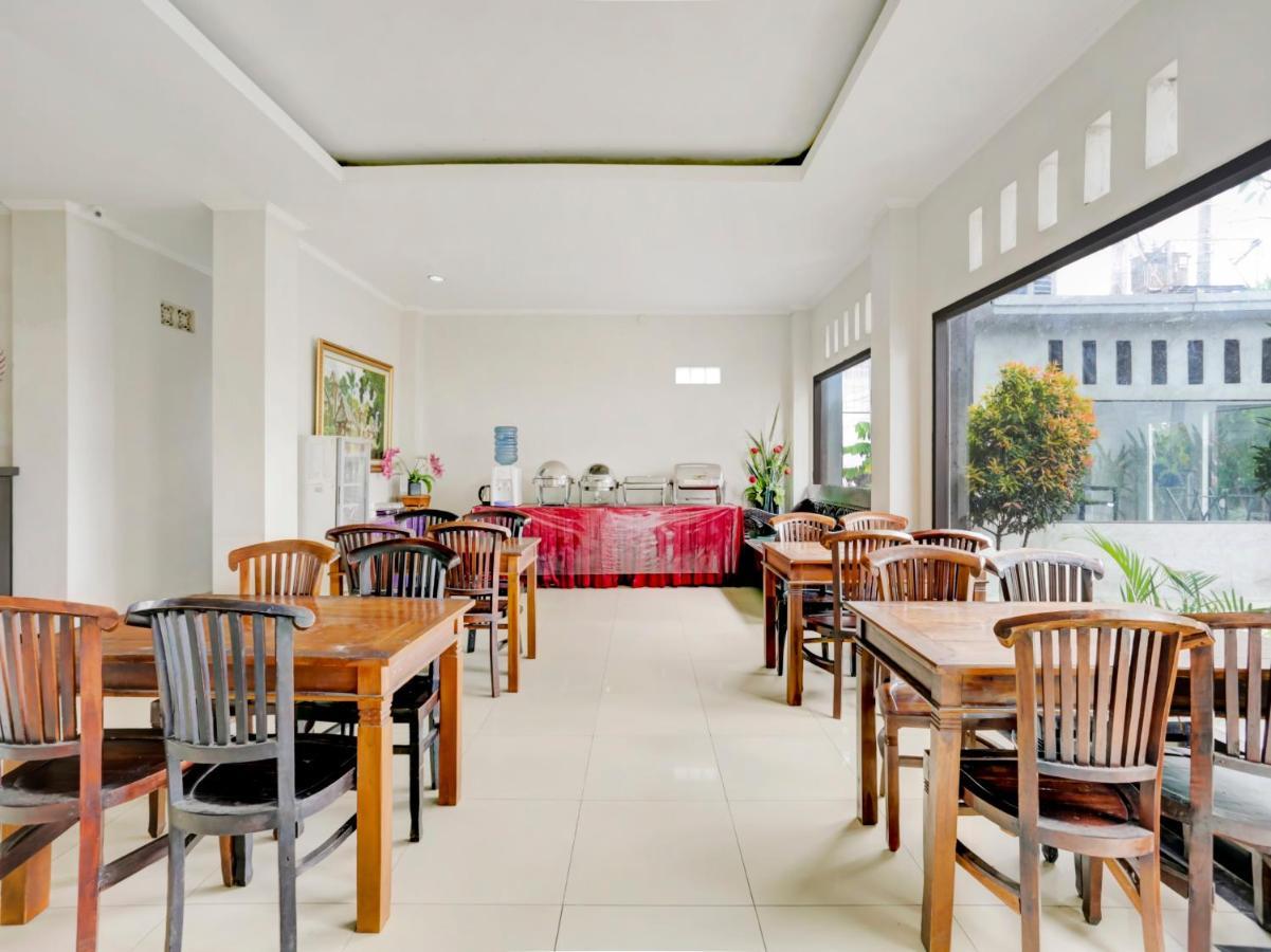 Hotel Warta Dua Denpasar  Luaran gambar