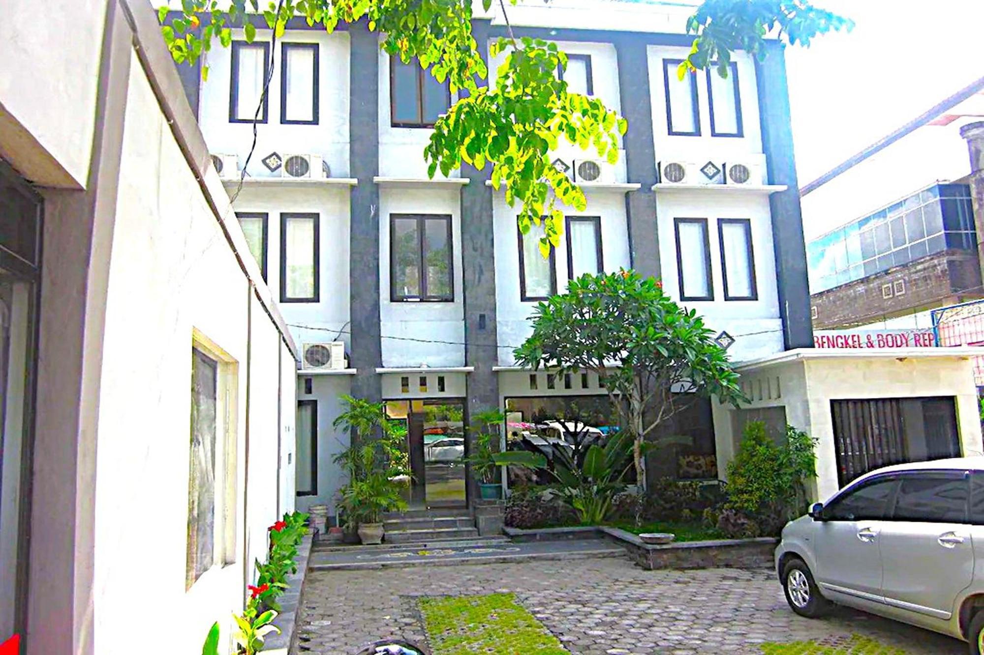Hotel Warta Dua Denpasar  Luaran gambar