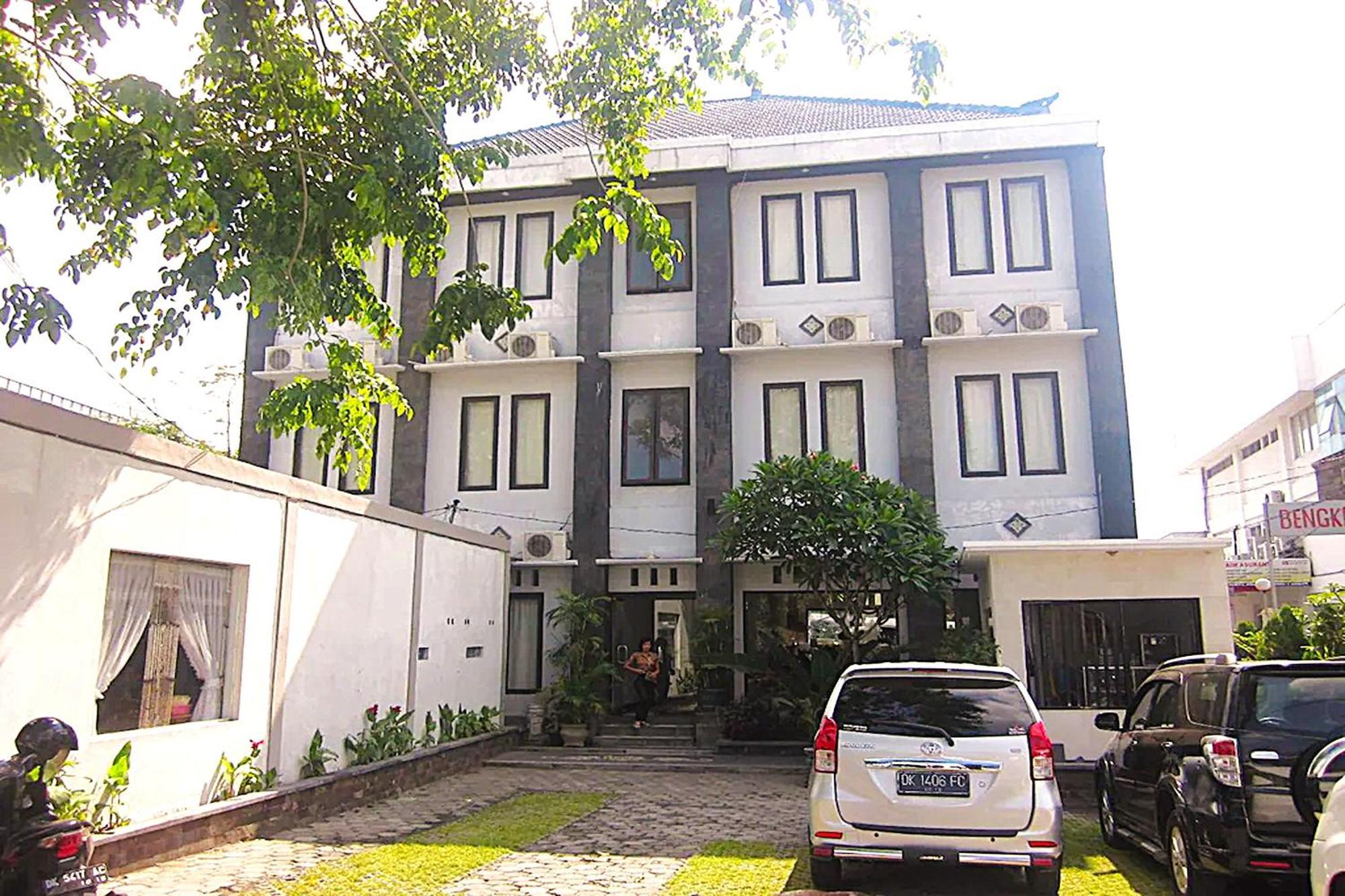 Hotel Warta Dua Denpasar  Luaran gambar