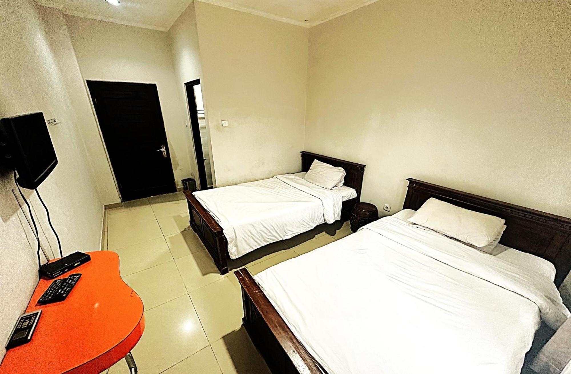 Hotel Warta Dua Denpasar  Luaran gambar